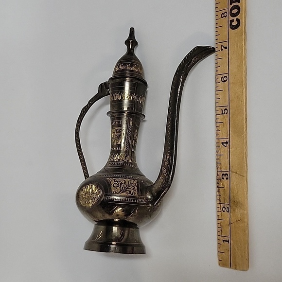 Vintage Brass Pewter Middle Eastern Etched Engraved Pot Plus (6) Goblets - Picture 6 of 10